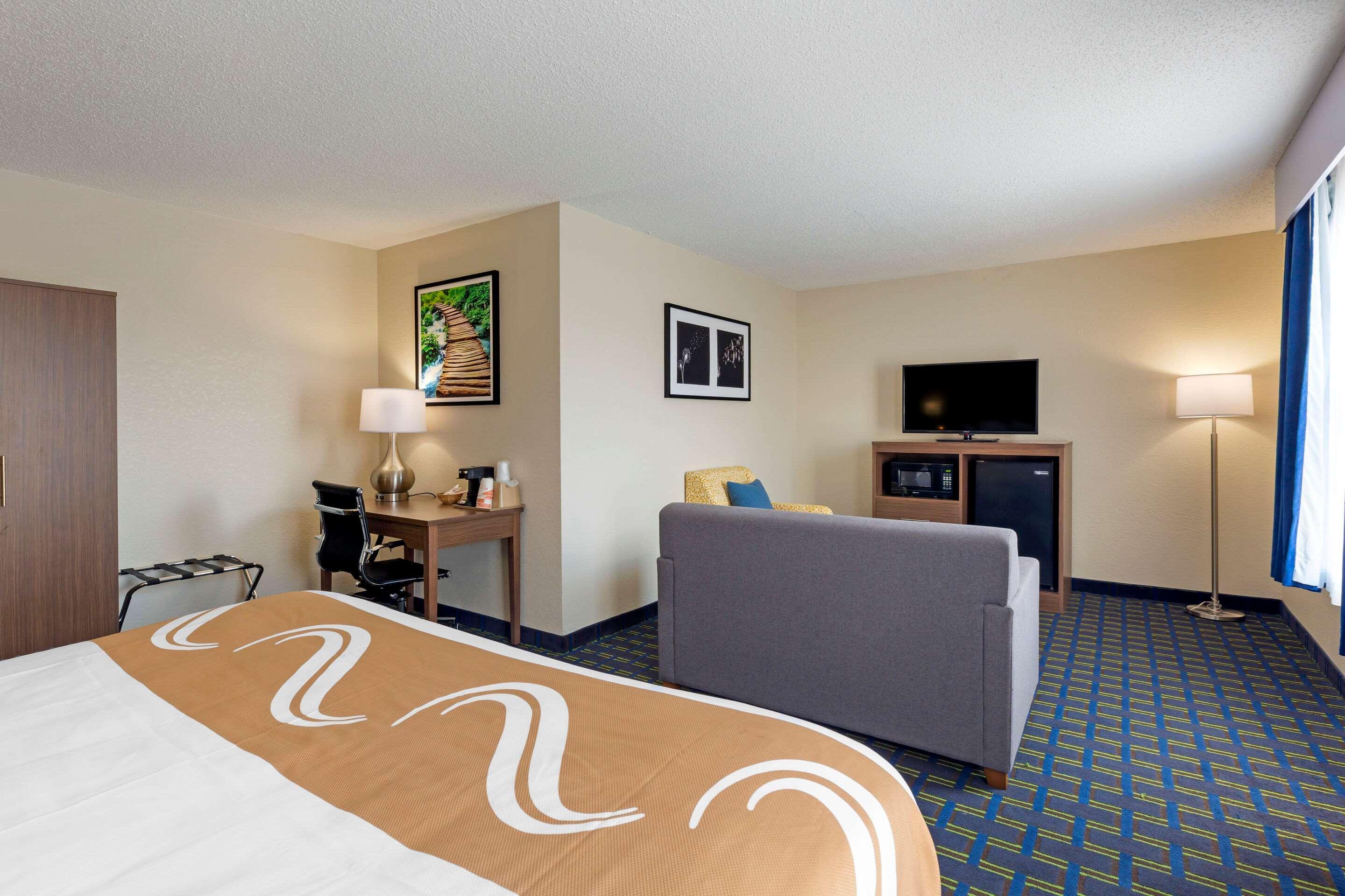 Quality Inn Lee Extérieur photo