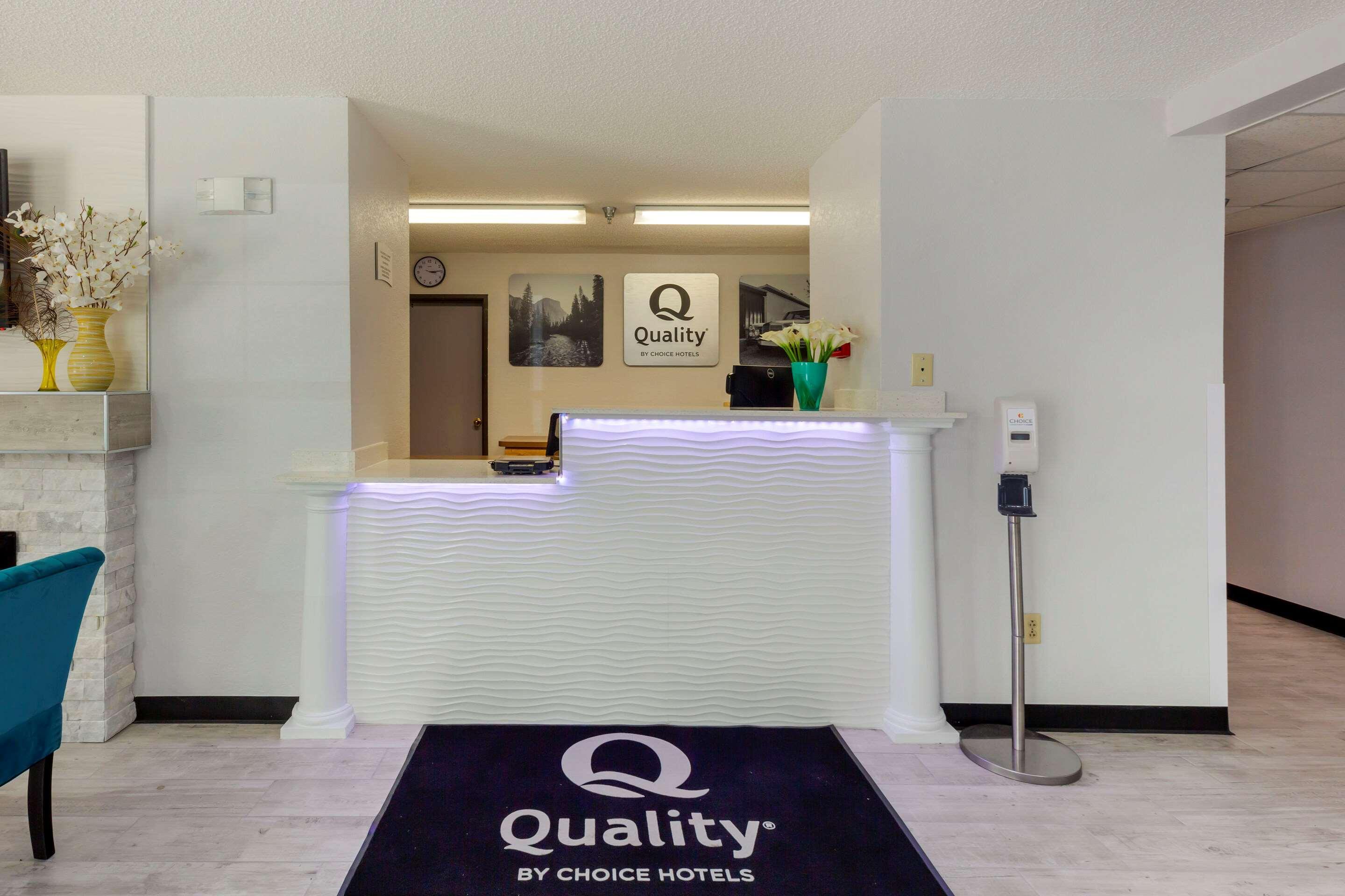 Quality Inn Lee Extérieur photo