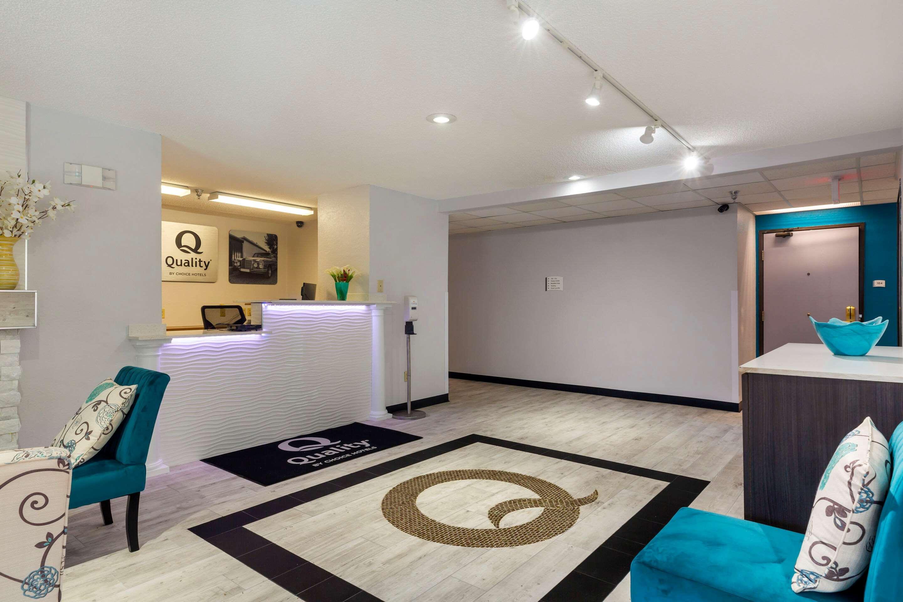 Quality Inn Lee Extérieur photo